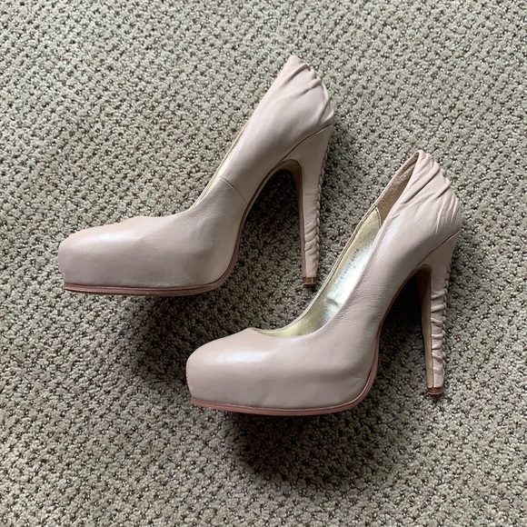 Faith heels - Picture 1 of 8